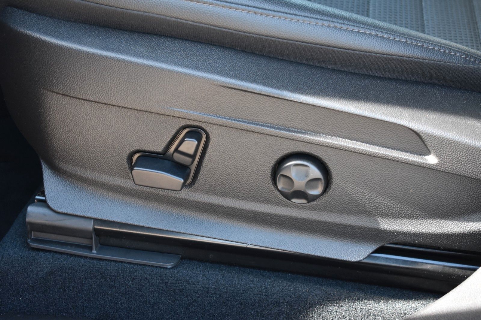 Fahrzeugabbildung Alfa Romeo Stelvio Super Q4 Keyless Go AHK