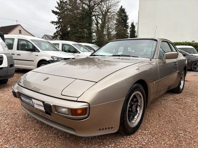 Porsche 944 2.5 120 KW / LEDER /