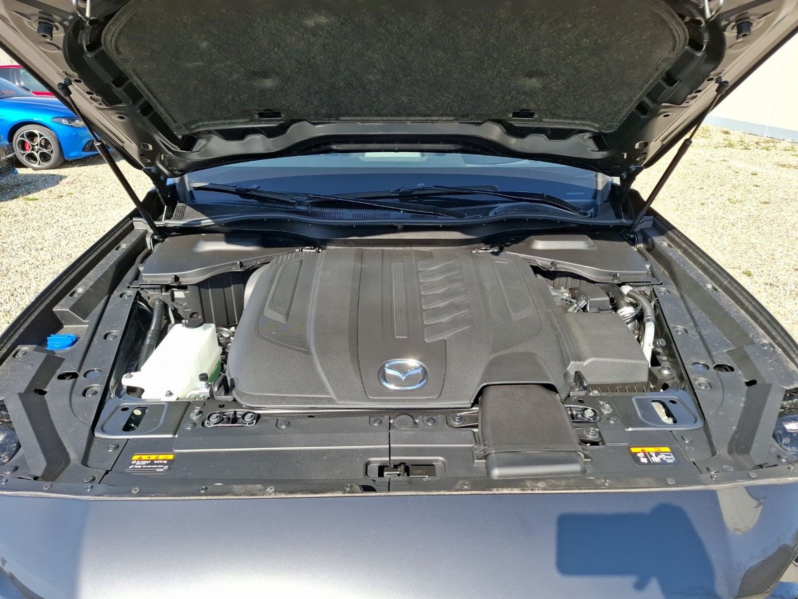 MAZDA CX-60 3.3L e-SKYACTIV D 254ps 8AT AWD Homura Plu - Image 17