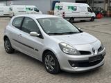 Renault Clio 1.6 16V 65kW - Klima - TÜV+ÖL NEU ! - gebrauchte Renault Clio aus dem Jahr 2005