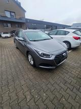 Hyundai i40 cw blue Trend - Hyundai i40 Trend mit Diesel-Antrieb
