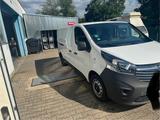 Opel Vivaro Kasten Kühltransporter - Opel Vivaro von privat