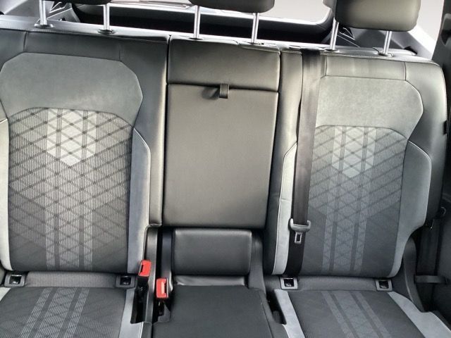 Volkswagen Tiguan Allspace 2.0 TSI DSG 4M R-Line Navi,AHK,P foto 17