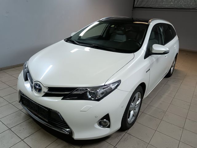 Toyota Auris Touring Sports Hybrid Executive