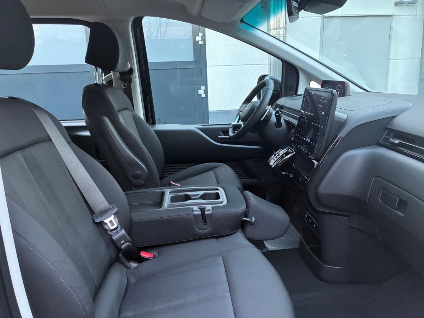 Hyundai STARIA - Bild 16