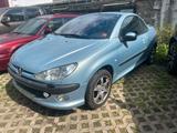 Peugeot 206 Cabriolet CC Platinum - gebrauchte Peugeot 206 aus dem Jahr 2001