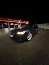 BMW Bmw e60 525i M5 Umbau Top Zustand - BMW mit Benzin-Antrieb: Limousine, Umbau