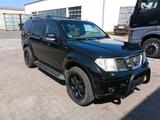 Nissan Pathfinder R51 Offroad Allrad - Nissan Pathfinder aus 2009