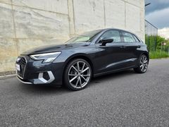 AUDI A3 Sportback Advanced 2.0 TDI S-Tronic Sport 19" AUDI A3 Sportback Advanced 2.0 TDI S-Tronic Sport 19"