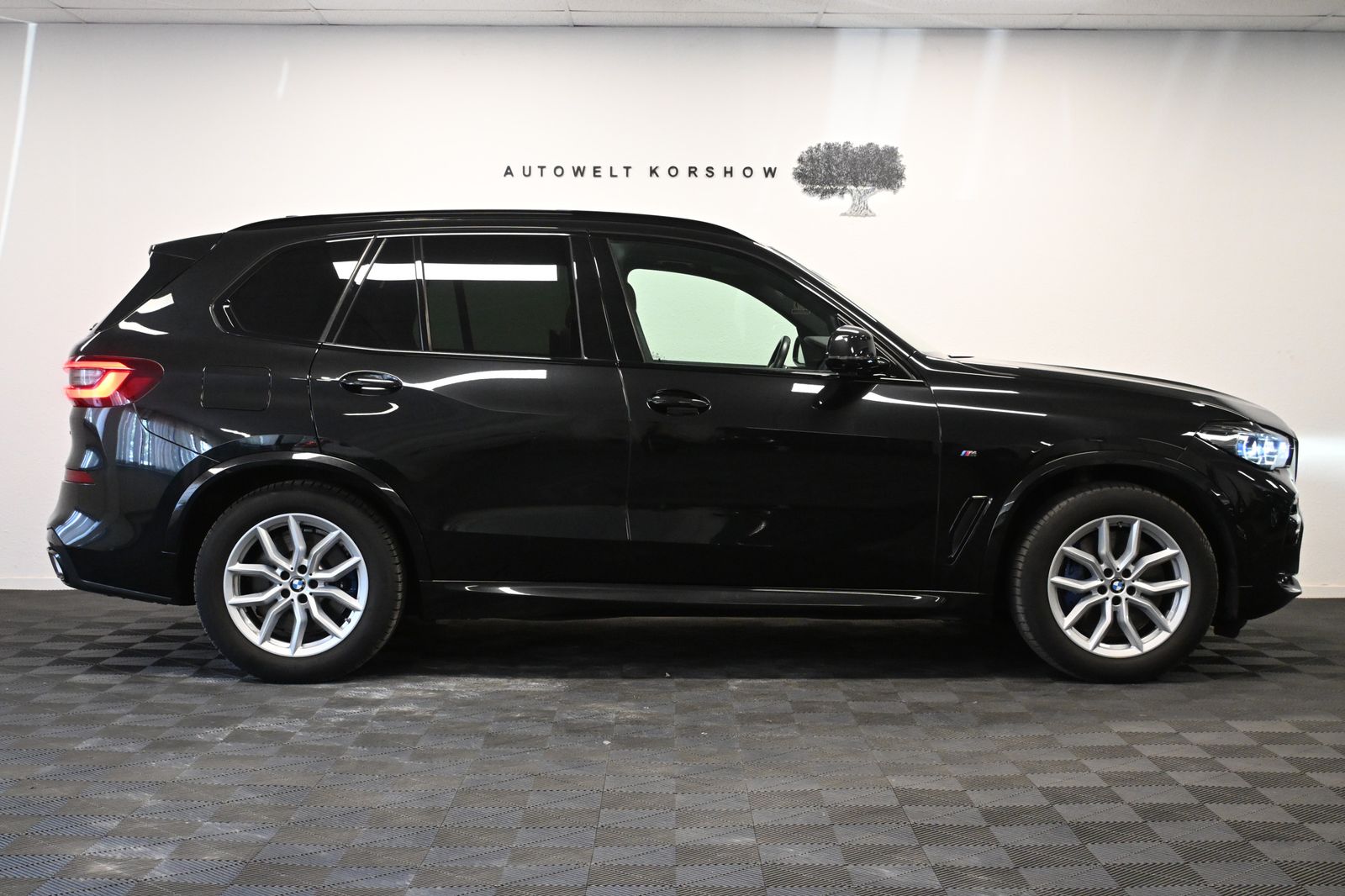 BMW X5 xDrive 40 d M Sport 7-SITZ LASER AHK PANO HUD foto 5