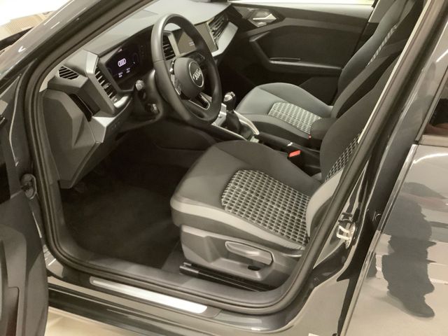 A1 Sportback Advanced 25 TFSI,LED,Carplay,GRA