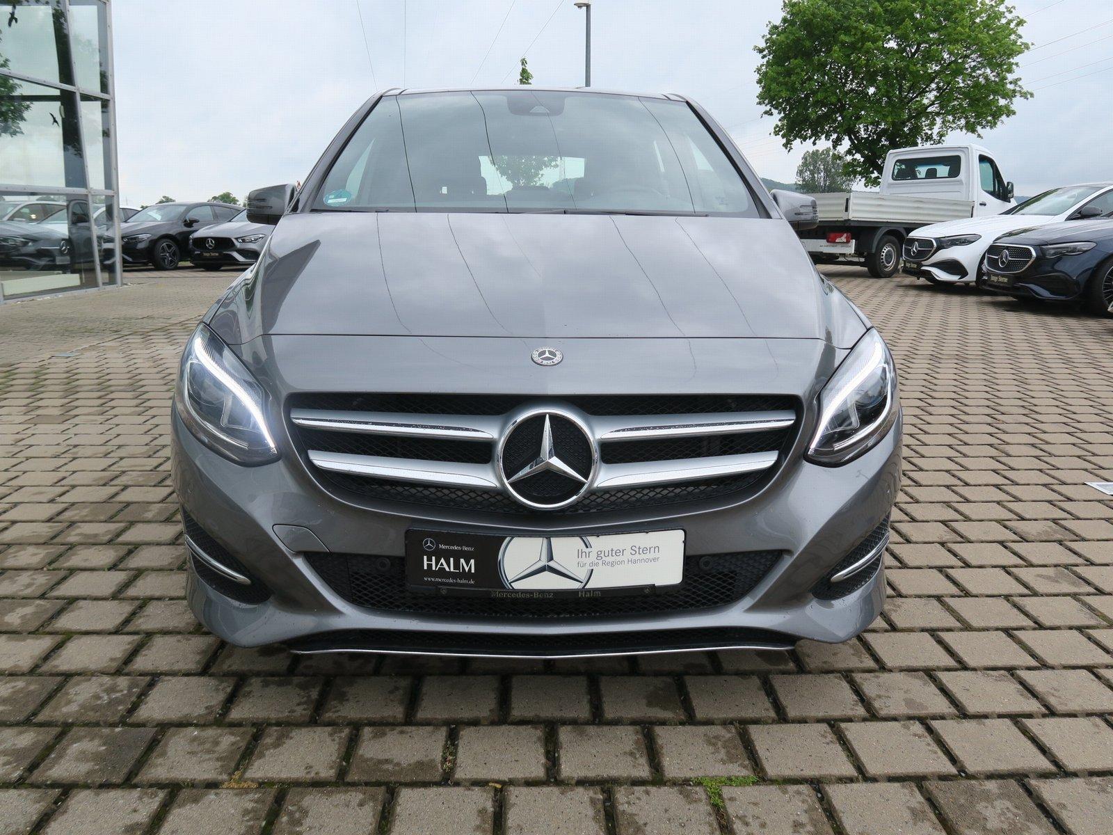 Mercedes-Benz B 200 Edition Pano-Dach LED Kamera GarminMap