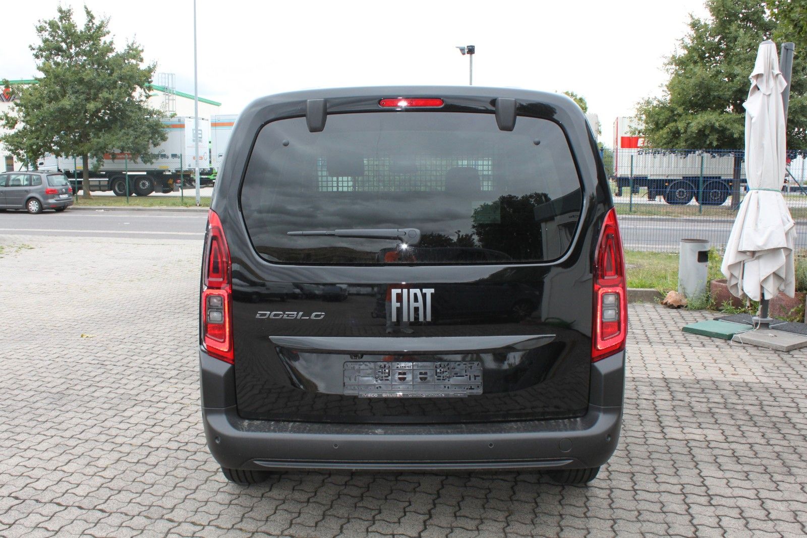 Fahrzeugabbildung Fiat Doblò Kombi L2 1.5 Diesel 96 kW