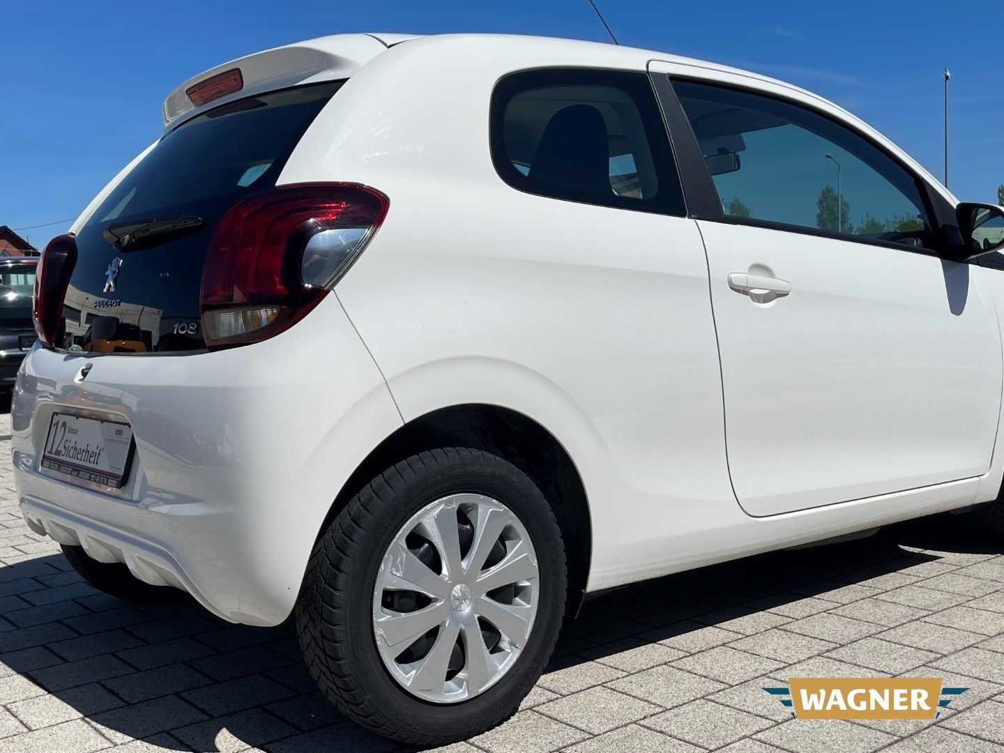Fahrzeugabbildung Peugeot 108 Active Klimaanlage Isofix Radio