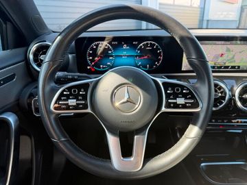Mercedes A 180 - 11