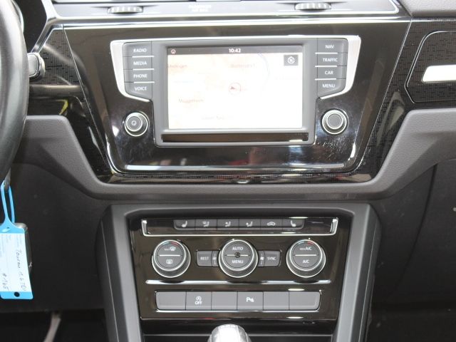 Touran 1.6 TDI Sound DSG NAVI/KLIMA/LED