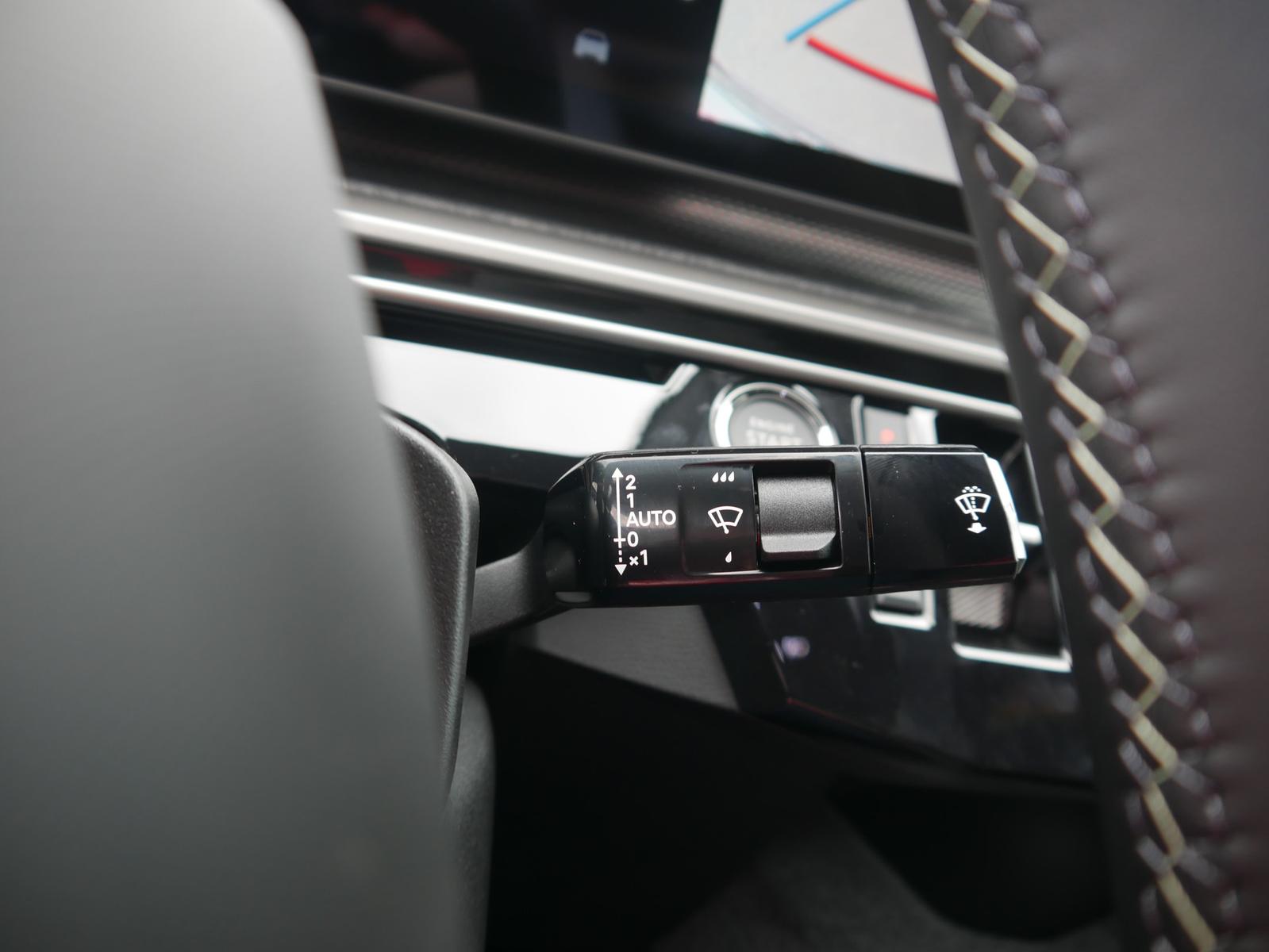 Peugeot 3008 GT 1.2 Hybrid 145 Aut. Matrix ACC Navi Kame