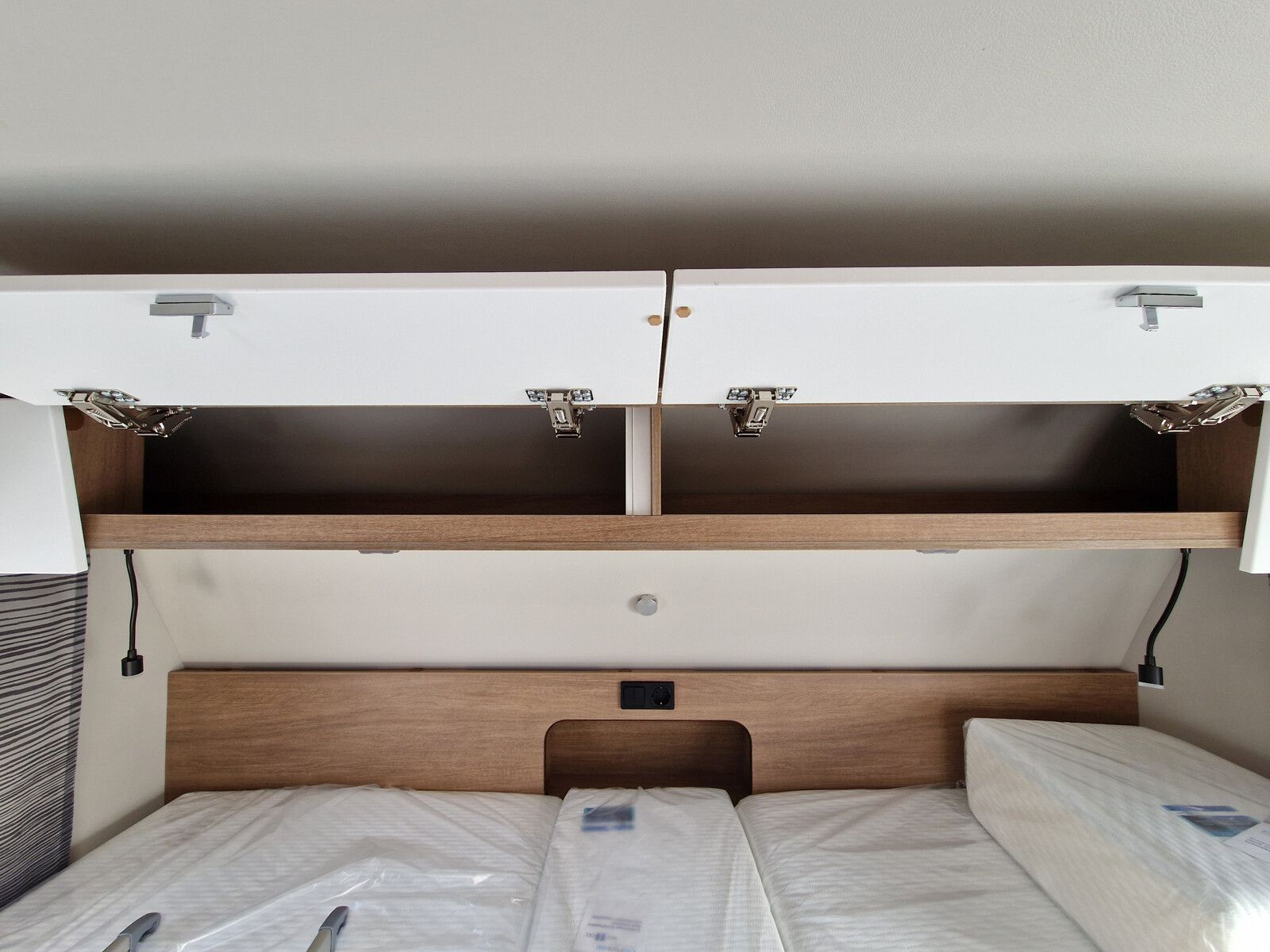 Fahrzeugabbildung Tabbert Senara 460E 2.3 Autark-Paket, Fahrradträger uvm!