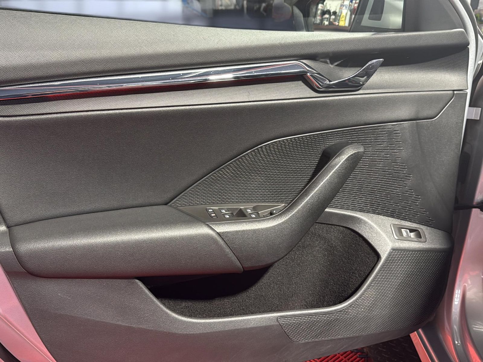 Fahrzeugabbildung SKODA Octavia Combi First Edition/ unfallfrei/ AHK