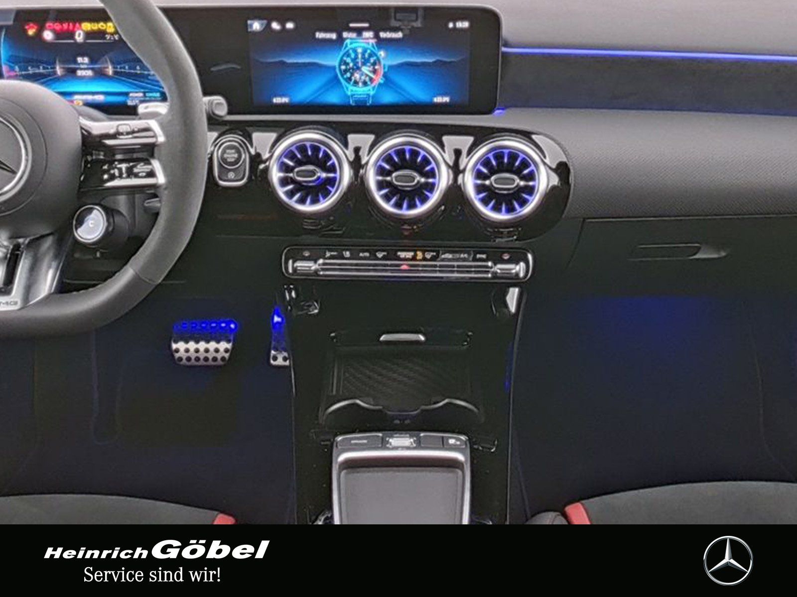 Fahrzeugabbildung Mercedes-Benz A 35 4M PERFORMANCE-SITZE+AERODYNAMIK.P+NIGHT-II