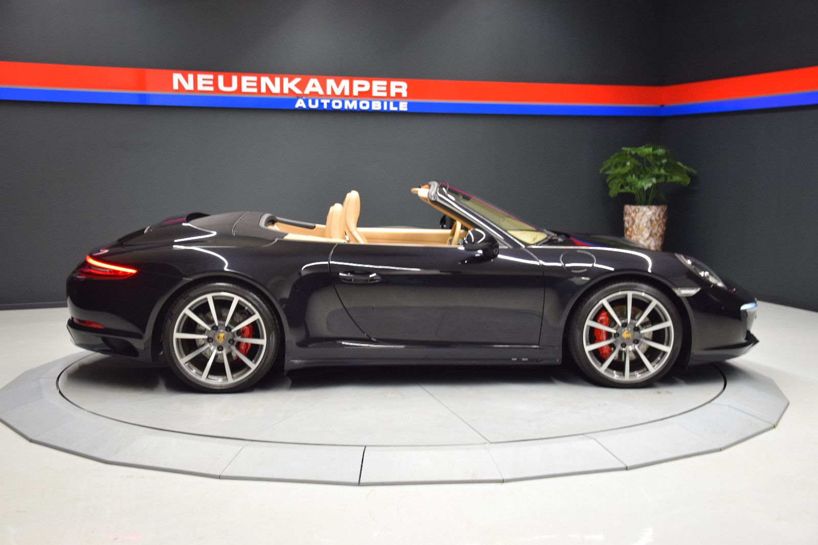 Fahrzeugabbildung Porsche 911/991.2 Carrera 4S Cabrio BOSE S.AGA Sitzlüft.