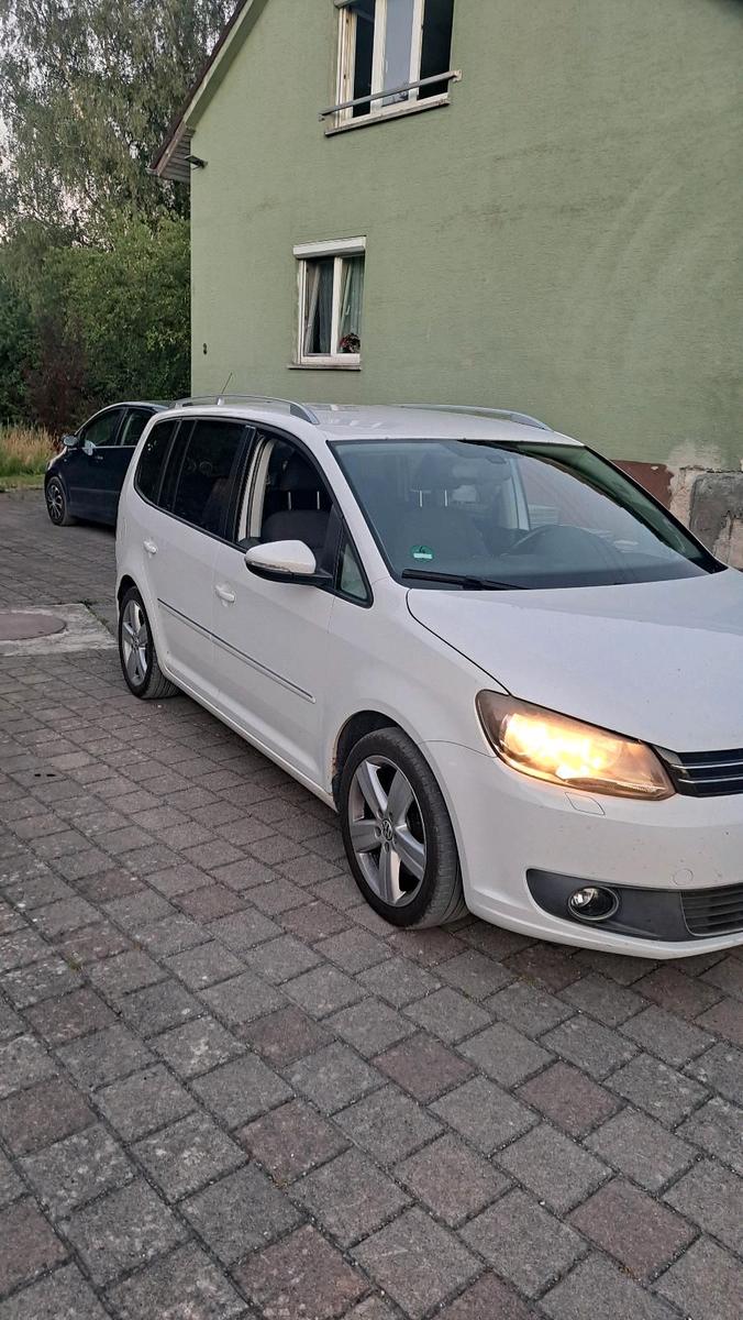 Volkswagen Touran 2010 — photo 6