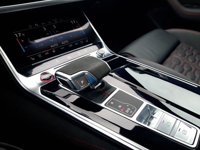 Fahrzeugabbildung Audi RS 6 Avant performance AHK Laser PANO HuD 22"