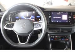 Fahrzeugabbildung Volkswagen Polo Life,Top-Ausstattung,Nur 7079 KM,Wie Neu