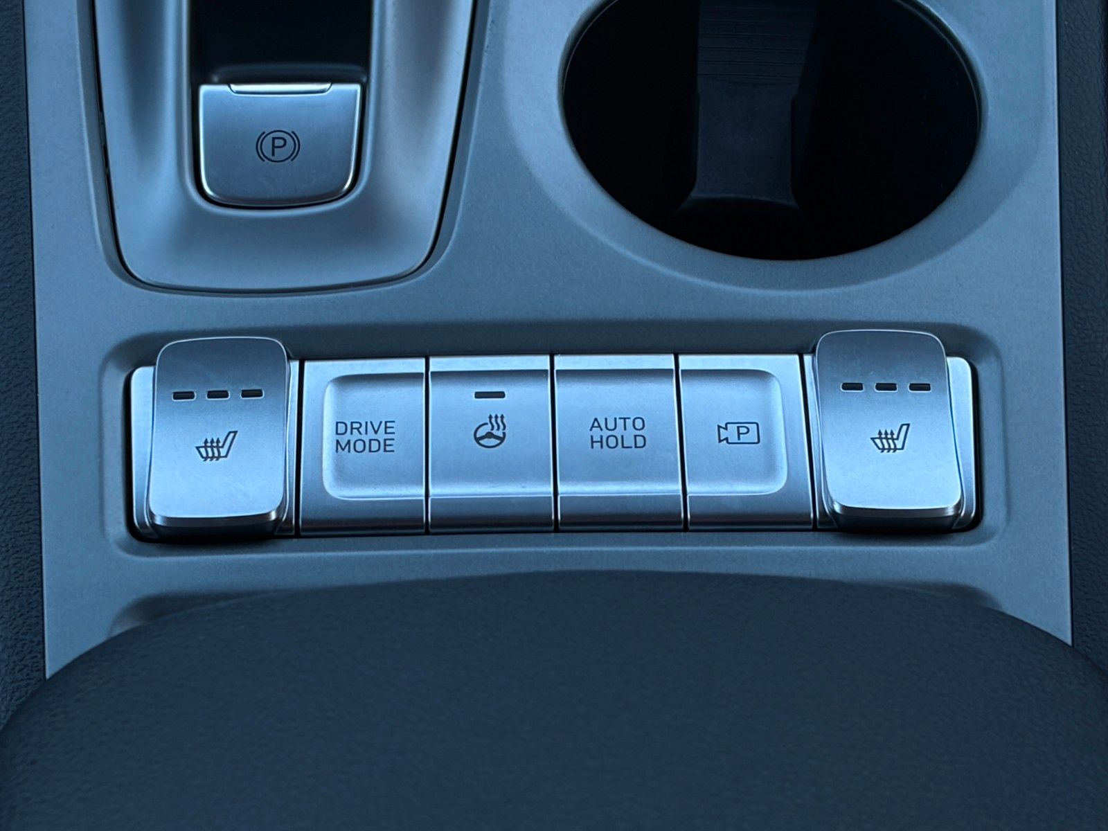 Fahrzeugabbildung Hyundai KONA E Trend SHZ LHZ LKA LFA ACC KRELL CarPlay