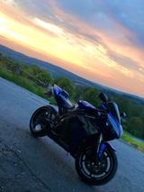 Yamaha R1 RN12 - YAMAHA 2004 R1