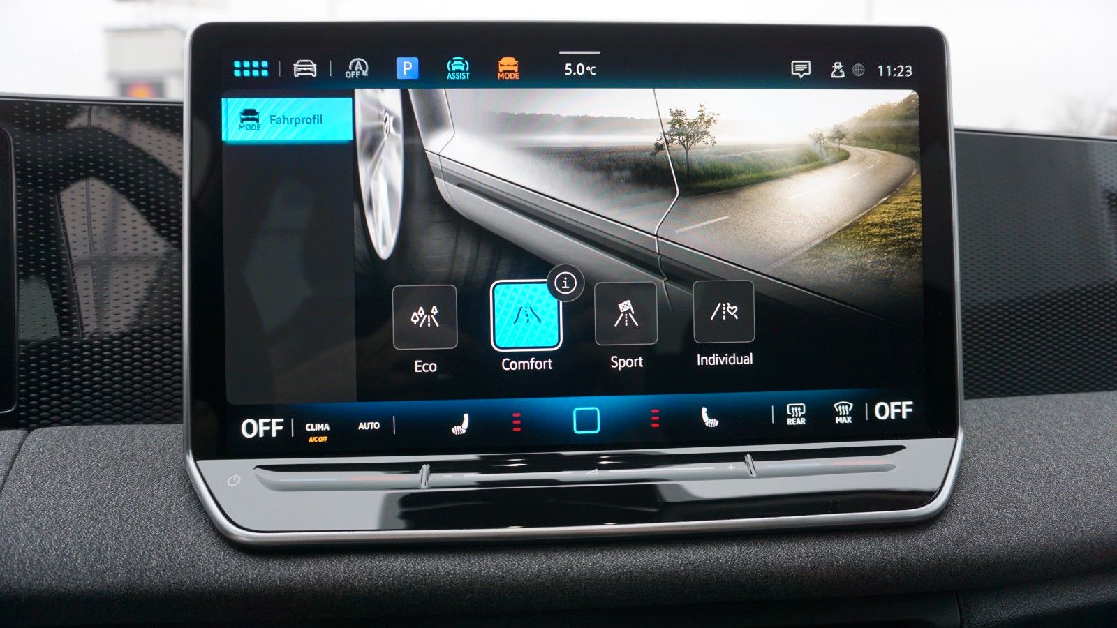 Fahrzeugabbildung Volkswagen Tiguan 2.0 TDI Kamera,Navi,LED, CarPlay, AHK el.