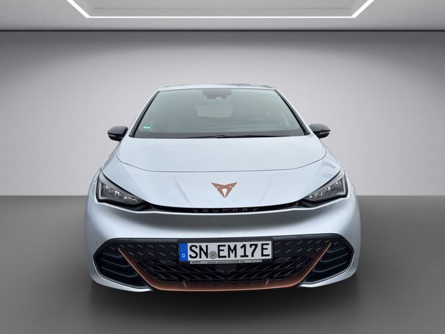 Born PDC SHZ KAMERA NAVI ACC AKTIVSITZE LED 360°