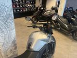 Honda CB750 Hornet mit Quickshifter *Service neu* - HONDA CB