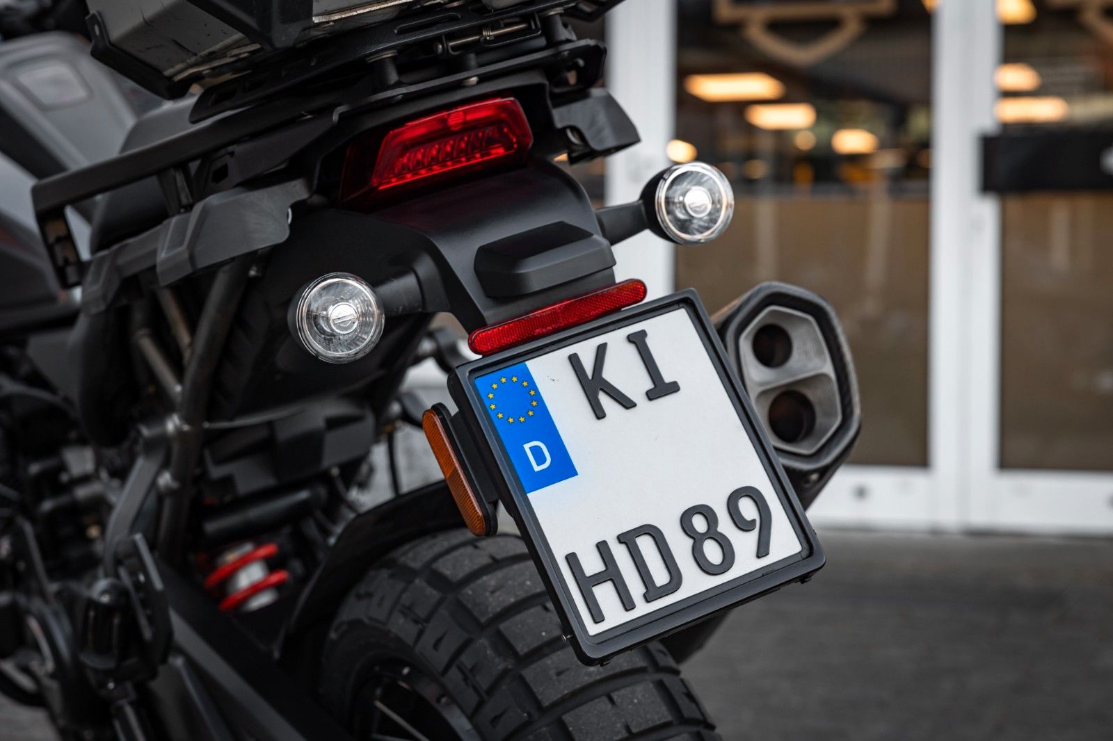 Fahrzeugabbildung Harley-Davidson RA1250S Pan America Special - JEKILL & HYDE -