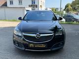 Opel Insignia A Country Tourer Basis - Opel Insignia mit Diesel-Antrieb: Limousine