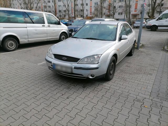 Ford Mondeo 2.0 Neu TUV 10/26 Neu Zahnrieh...