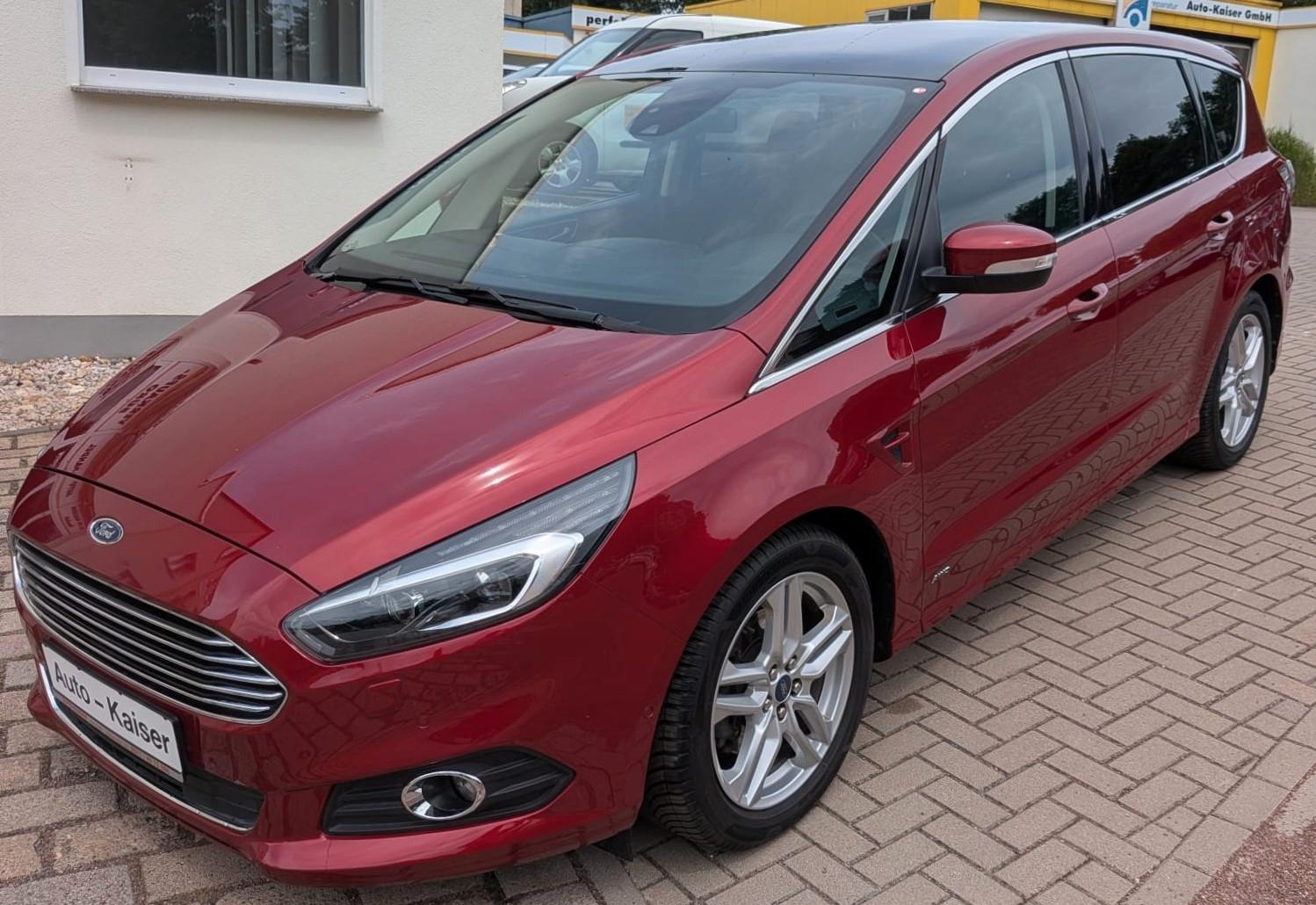 Ford S-Max S-MAX Titanium AWD*7-Sitze,viele Extras*