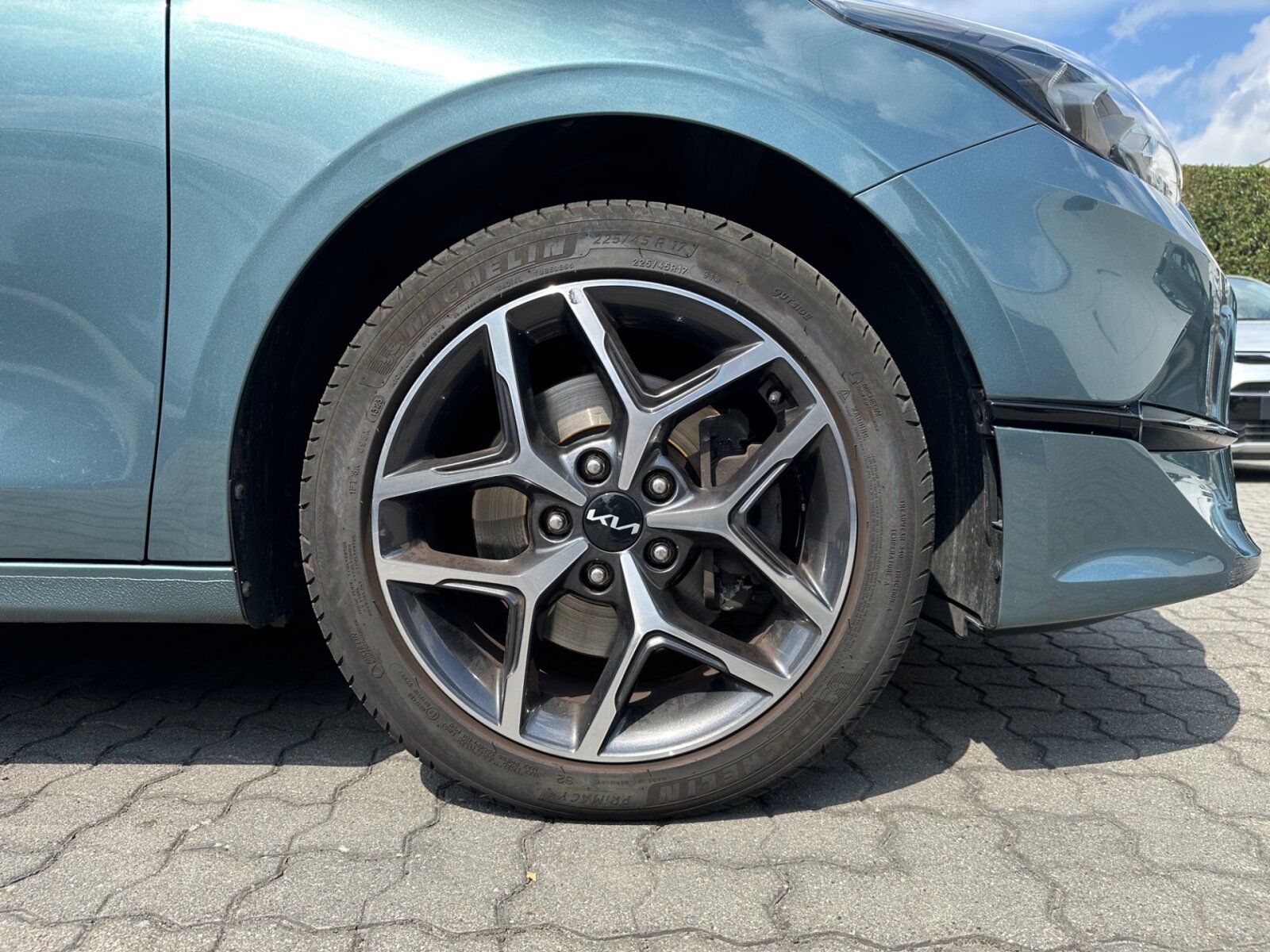 Fahrzeugabbildung Kia Ceed Sportswagon 1.6 CRDi Spirit DCT Navi | AHK