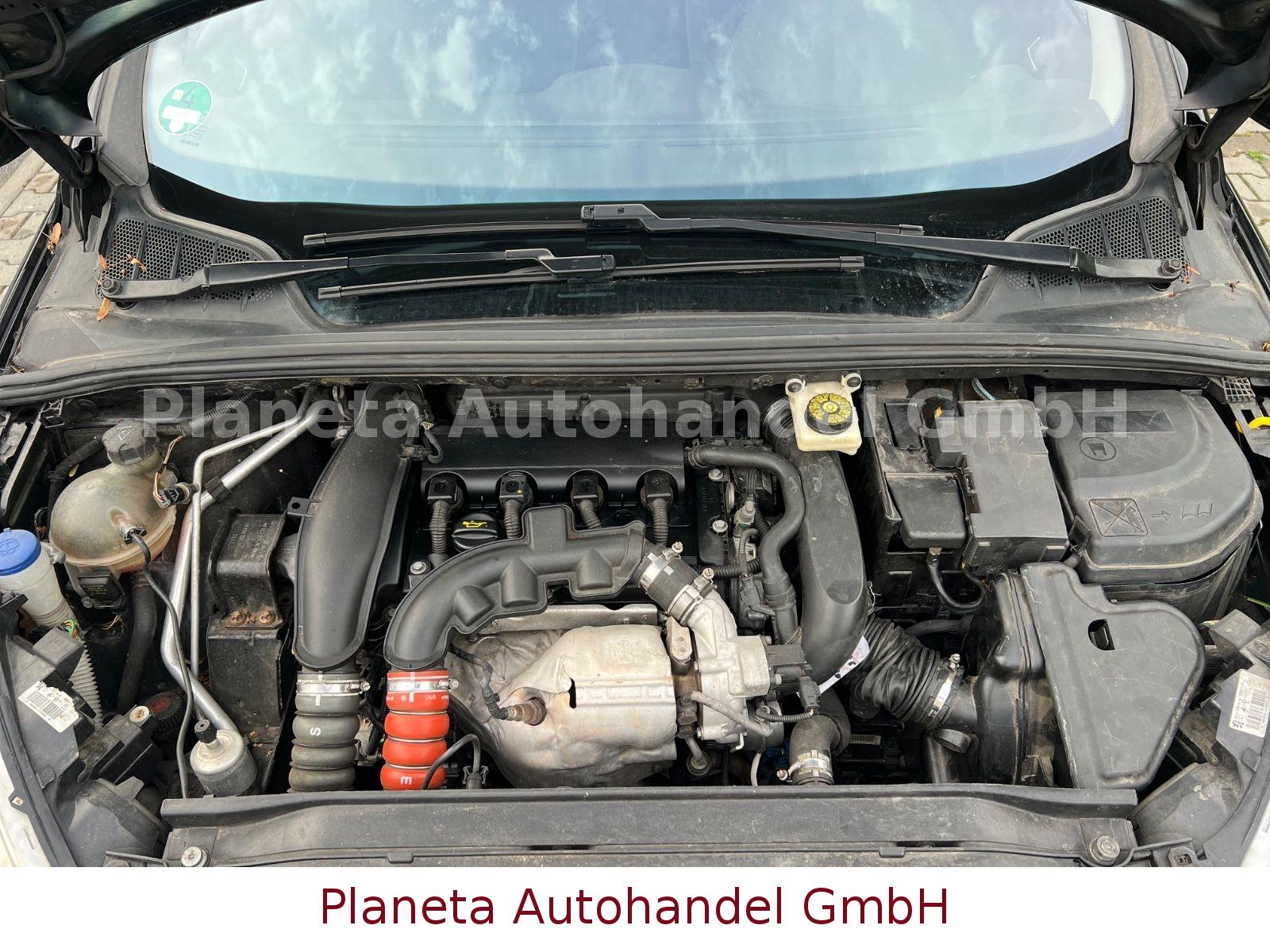Peugeot 308 2011 — photo 25
