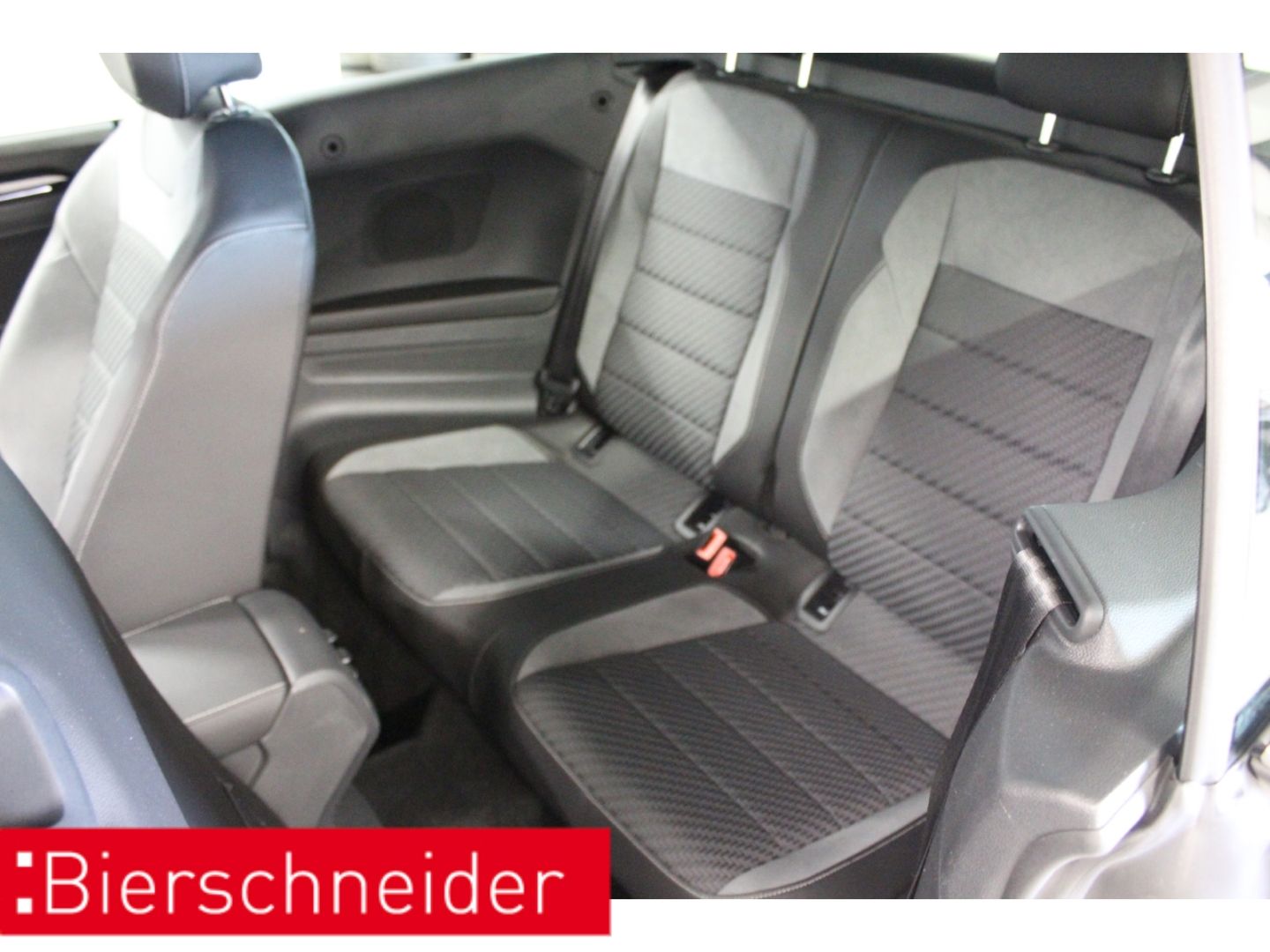 Volkswagen T-Roc - Bild 11