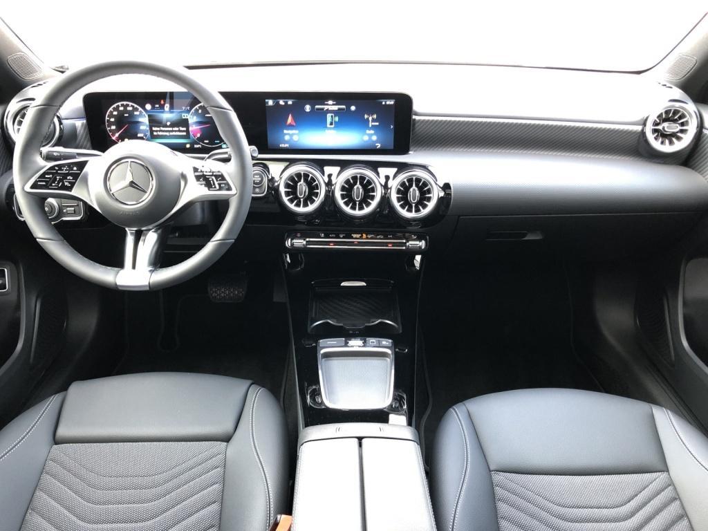 Mercedes-Benz A 200 Limousine ILS+MBUX+Progressive+Night+Pano — 5