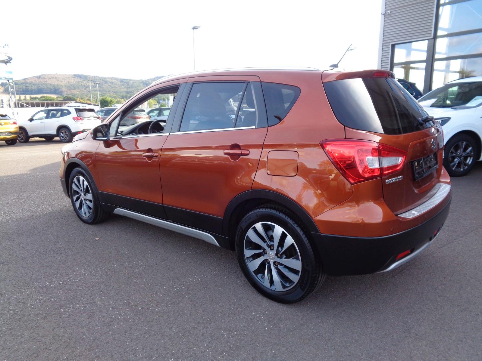 Suzuki SX4 S-Cross Comfort 4x4,Automatik,Leder,Navi