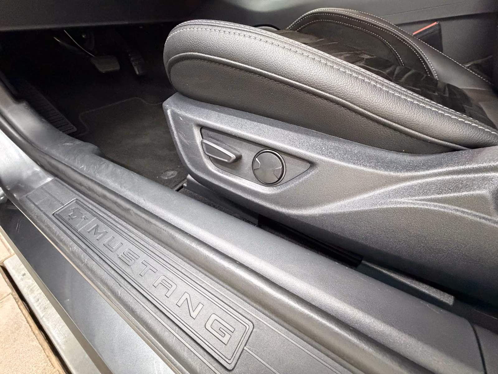 Ford Mustang Eco 2.3 Carbonized Grey/Duplex AGA/Perfo, миниатюра 23