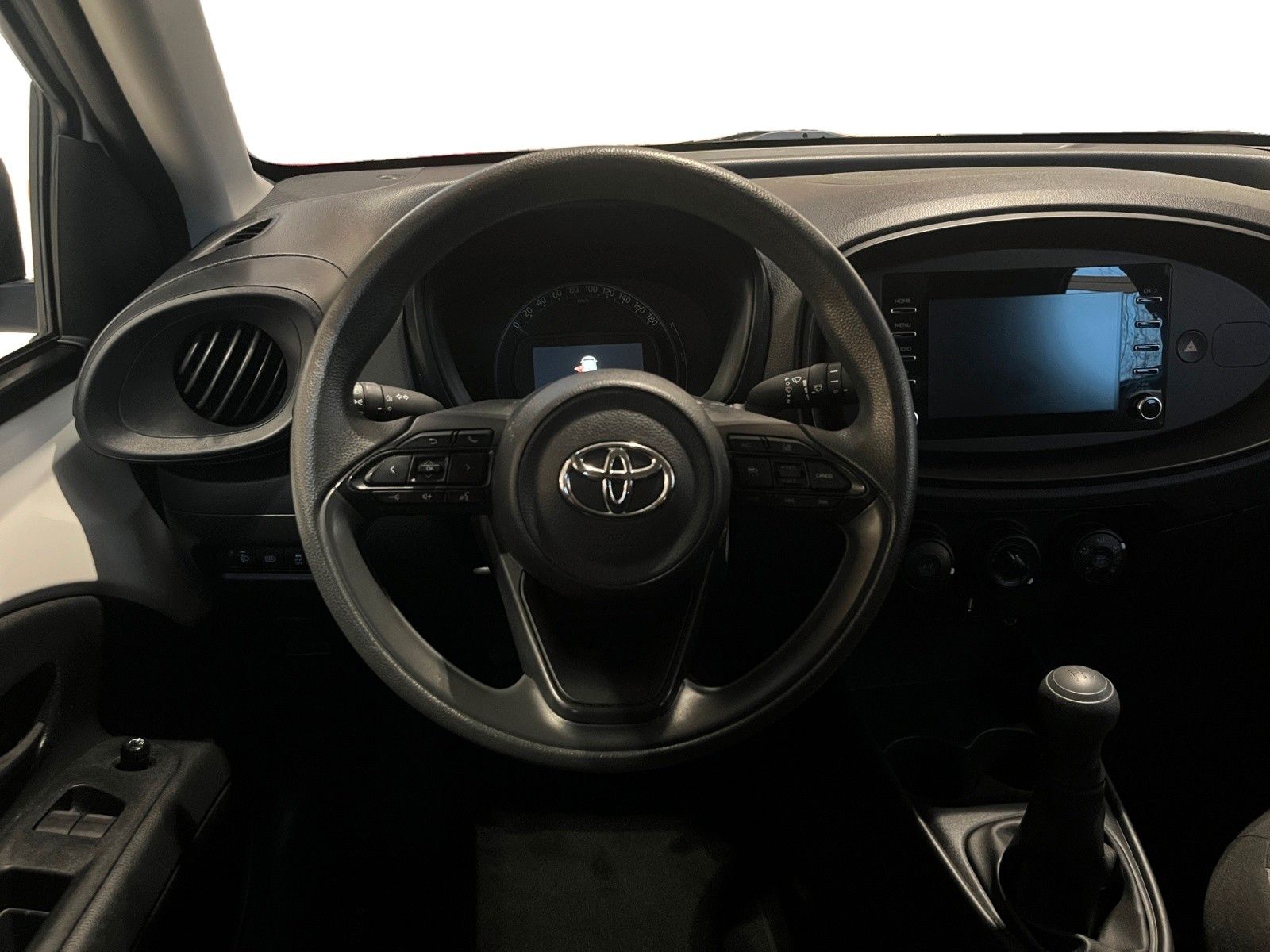 Fahrzeugabbildung Toyota Aygo X