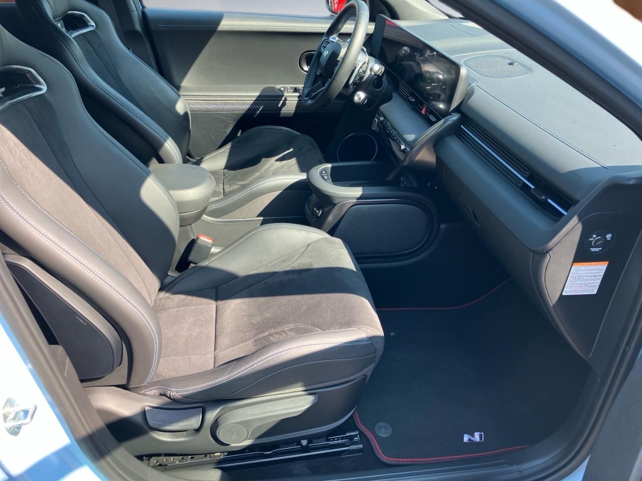 Fahrzeugabbildung Hyundai IONIQ 5N *HEADUP*BOSE*SHZ*LHZ*NAVI*SPURH*