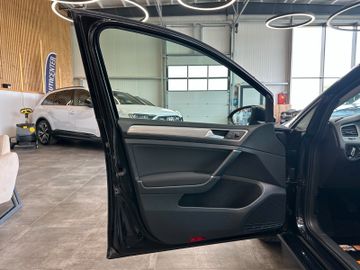 Volkswagen Golf VII *ISOFIX*A-HOLD*KLIMA*