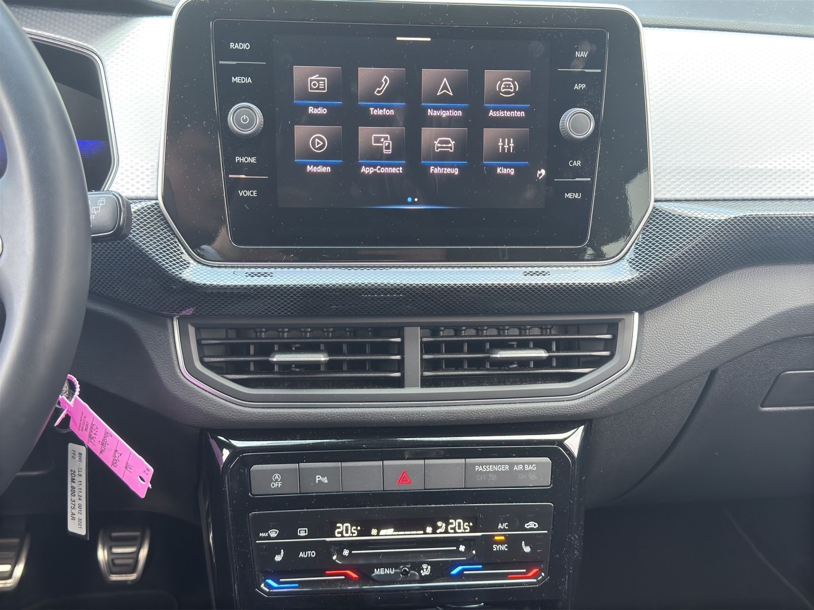 Volkswagen T-Cross - Bild 11