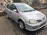Nissan Almera Tino 1.8 Klimaanlage Tüv neu - Nissan Almera Tino aus 2005