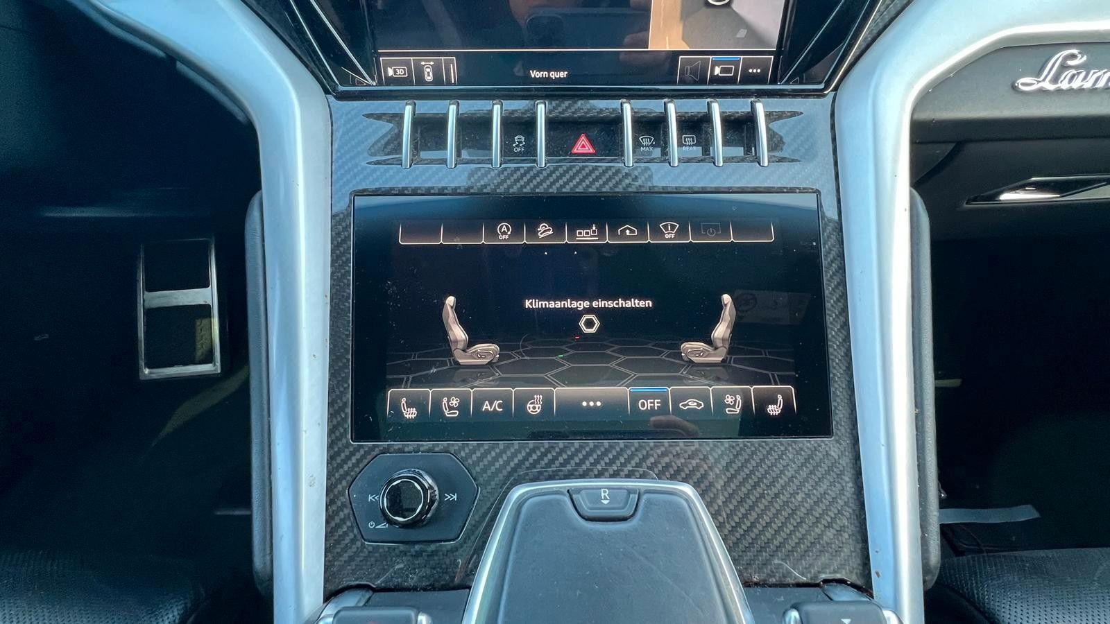 Fahrzeugabbildung Lamborghini Urus LP650 *PANO*Carbon*HeUp*22**Mietkauf*