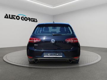 Volkswagen Golf - 4